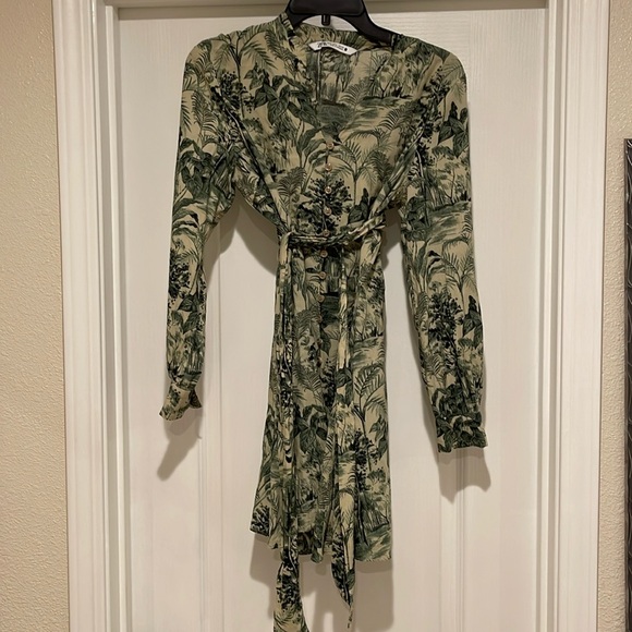 ZARA SHIRT DRESS WITH ROUND
HIGH COLLAR Size Small - Picture 3 of 11